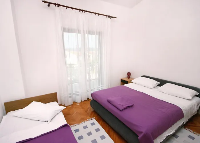 Appartement With Parking Space Brodarica, Sibenik - 6313 *