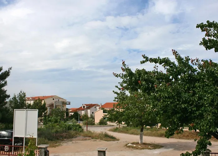 With Parking Space Brodarica, Sibenik - 6313 Appartement Brodarica (Sibenik-Knin)