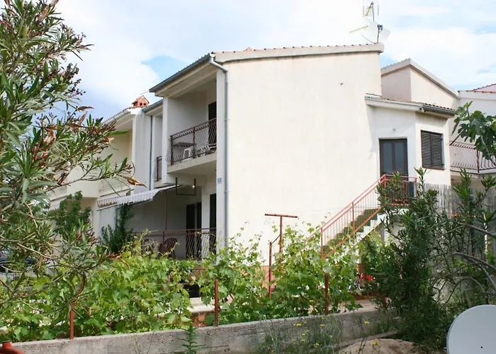 With Parking Space Brodarica, Sibenik - 6313 Appartement Brodarica (Sibenik-Knin)